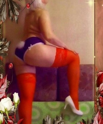 💋 Я креативна и открыта для новых приключений, которые наверняка оставят тебе яркие воспоминания. Сделаю все, чтобы ты почувствовал себя настоящим мужчиной. Мои услуги включают классический секс, оральный секс и массаж. Мои возможности безграничны, я готова исполнить твои самые смелые фантазии. Доверься мне и получи незабываемое удовольствие. 🌟 Для твоего удобства я приложу фото в описании, чтобы ты увидел насколько я привлекательна. И да, я живу в Москве, поэтому можем встретиться в любом уютном месте в Москве. 😉 Если ты готов окунуться со мной в мир наслаждения, не стесняйся и связывайся со мной прямо сейчас! Оставлю всю остальную информацию лично для тебя. 💫 Юлия